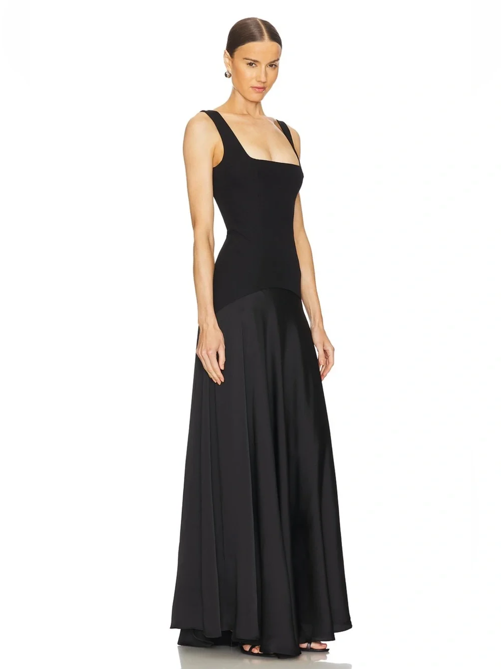 L’academie Sidney Gown - Picture 2 of 7